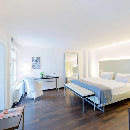 Готель Arthotel 4*