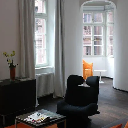 Arthotel Готель 4*